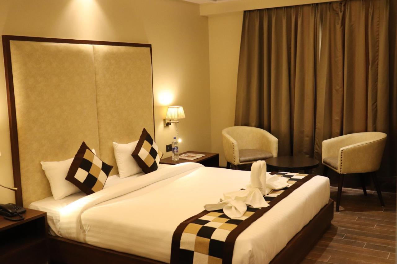 Hotel Grand Geeta Beāwar Екстериор снимка
