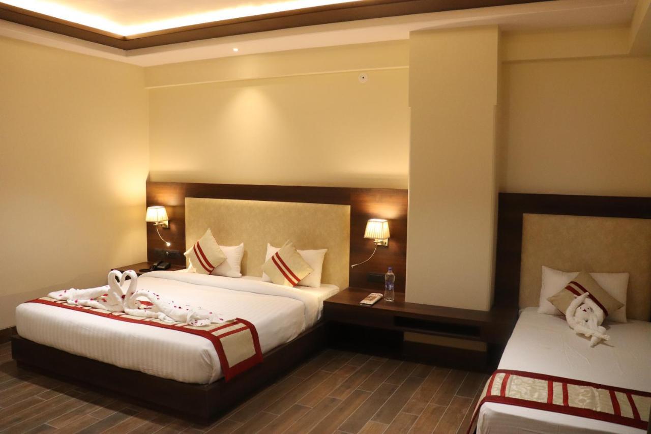 Hotel Grand Geeta Beāwar Екстериор снимка